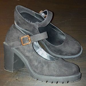 TORRID black, 8.5 worn Once!